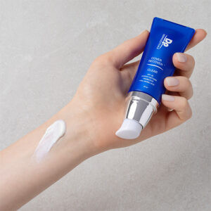 DP Dermaceuticals Захисний тональний крем з SPF-30 COVER RECOVER DP Dermaceuticals Захисний тональний крем з SPF-30 COVER RECOVER