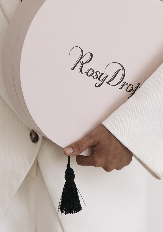 Rosy Drop Набір всіх засобів у подарунковій коробці Rosy Drop Набір всіх засобів у подарунковій коробці