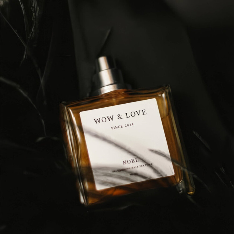 WOW & LOVE Парфум-блиск для волосся з шимером NOEL WOW & LOVE Парфум-блиск для волосся з шимером NOEL