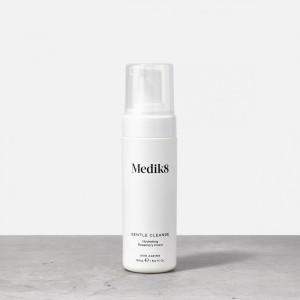  MEDIK8   Пінка очищуюча для всіх типів шкіри GENTLE CLEANS 150 мл