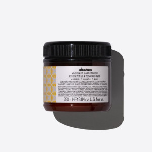 Davines Кондицiонер з прямими пігментами для підсилення кольору волосся золотий  Color Space  Alchemic System  Davines Alchemic Conditioner