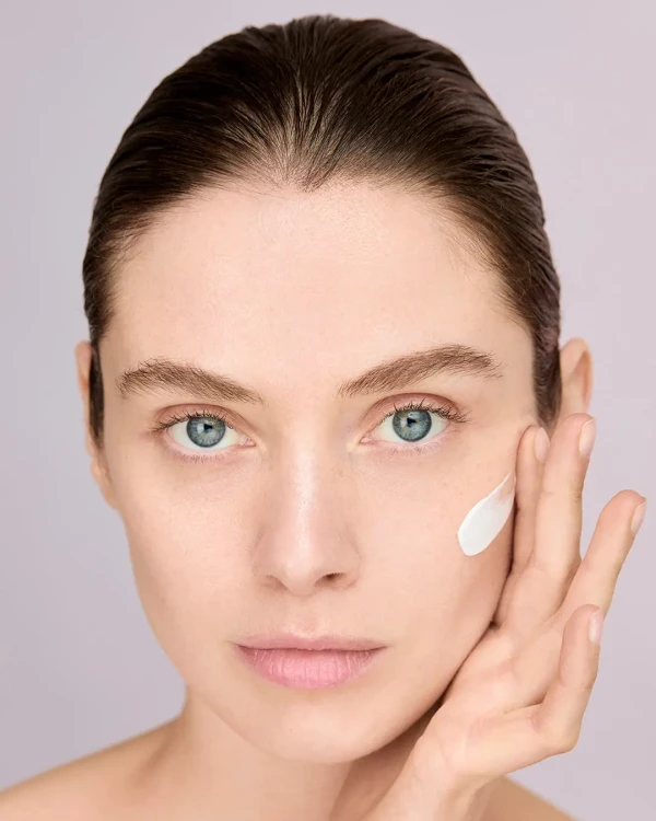 MARGY’S Тонізувальний омолоджувальний крем для зони навколо очей Energizing Eye Zone Cream, 30 м