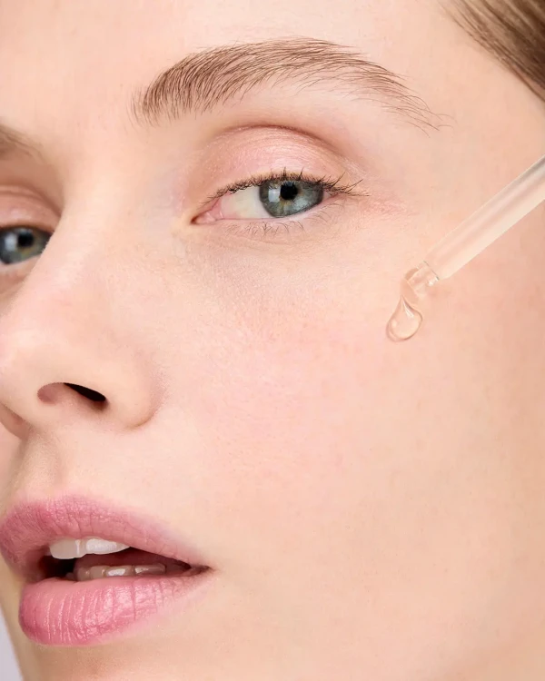 MARGY’S Розгладжувальна сироватка з ефектом ліфтингу BOTOLIFT INSKIN INTENSIV’ Elixir Botolift, 15 мл MARGY’S Розгладжувальна сироватка з ефектом ліфтингу BOTOLIFT INSKIN INTENSIV’ Elixir Botolift, 15 мл