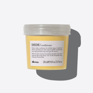 Davines Делікатний зволожувальний кондиціонер для всіх типів волосся  ESSENTIAL HAIRCARE EHC DEDE - Davines  Essential Haircare Dede Delicate Air Conditioning  250 мл