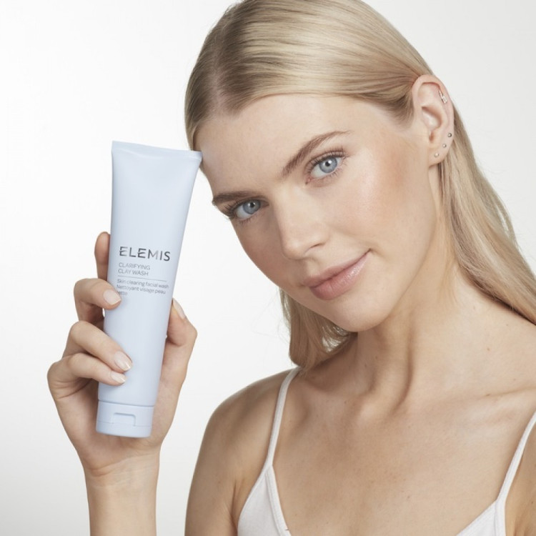 ELEMIS ADVANCED SKINKARE Глиняний очисник для обличчя - Clarifying Clay Wash 150 мл ELEMIS ADVANCED SKINKARE Глиняний очисник для обличчя - Clarifying Clay Wash 150 мл