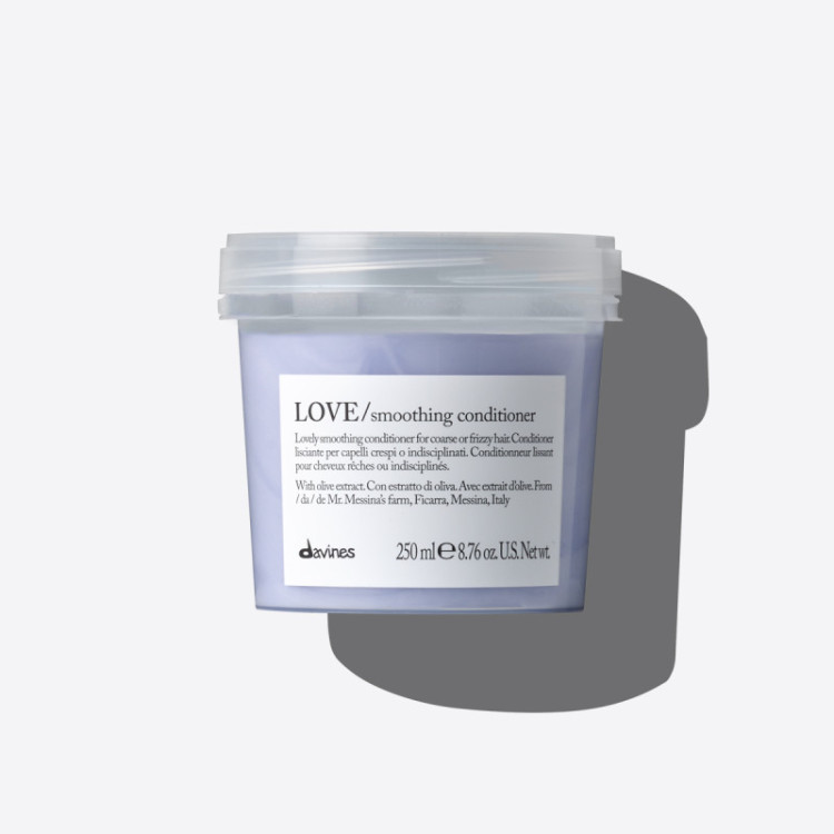 Davines Кондиціонер для розгладження неслухняного та хвилястого волосся Essential Haircare Davines LOVE smoothing Сonditioner  