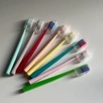 Janeke Зубна щітка Janeke Toothbrush Medium в асортименті 