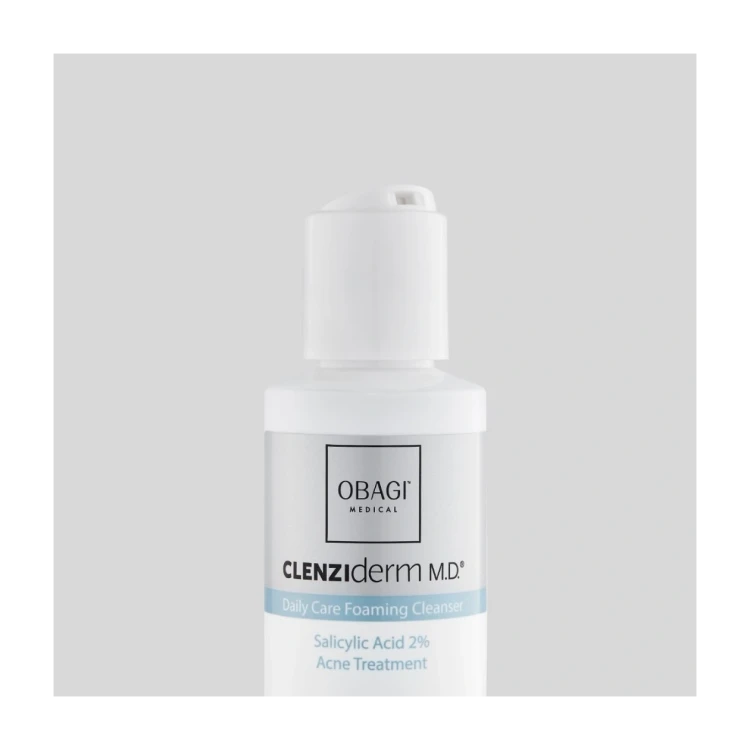 Obagi CLENZIderm Очищуючий засіб з саліциловою кислотою 2% Daily Care Foaming Cleanser 118 мл Obagi CLENZIderm Очищуючий засіб з саліциловою кислотою 2% Daily Care Foaming Cleanser 118 мл